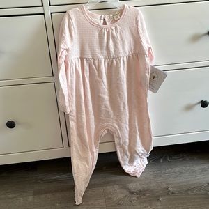 Burt’s Bees One-Piece Outfit